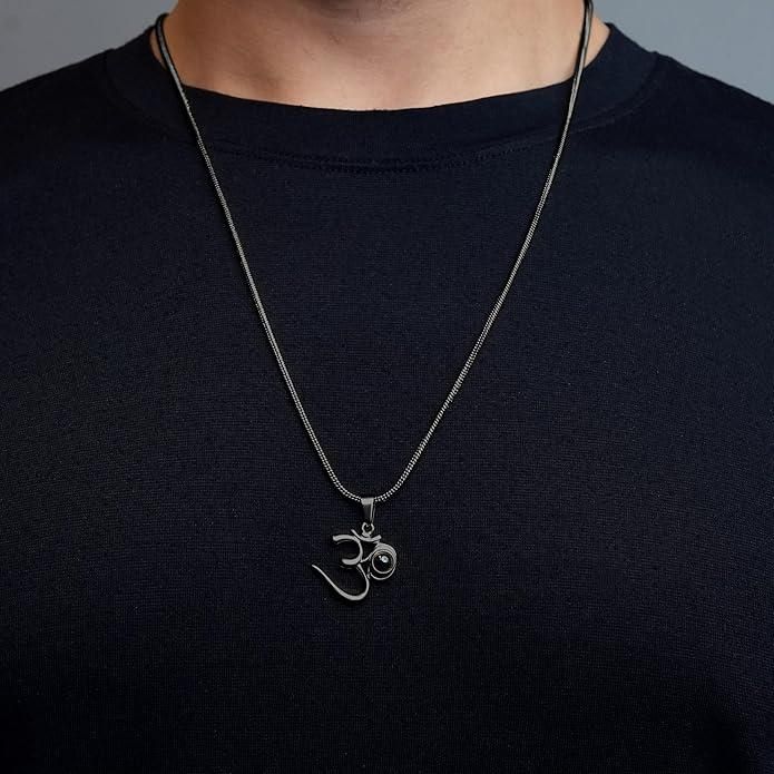 OM Pendant with Adiyogi Mihikart-01