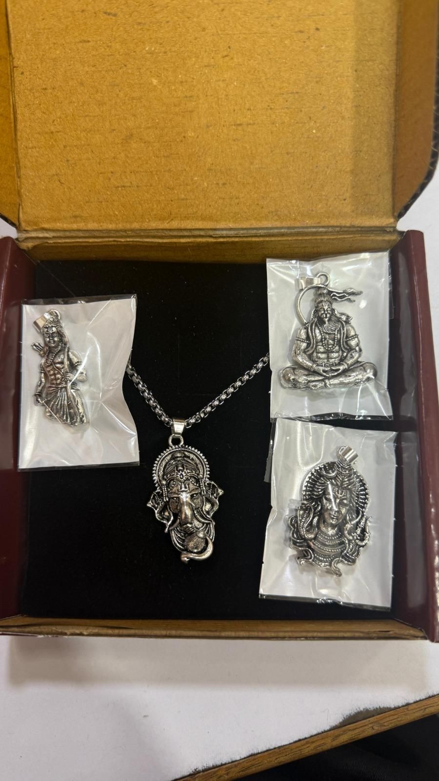 Buy 1 Get 3 Free Pendant With Chain ✅Trusted Seller