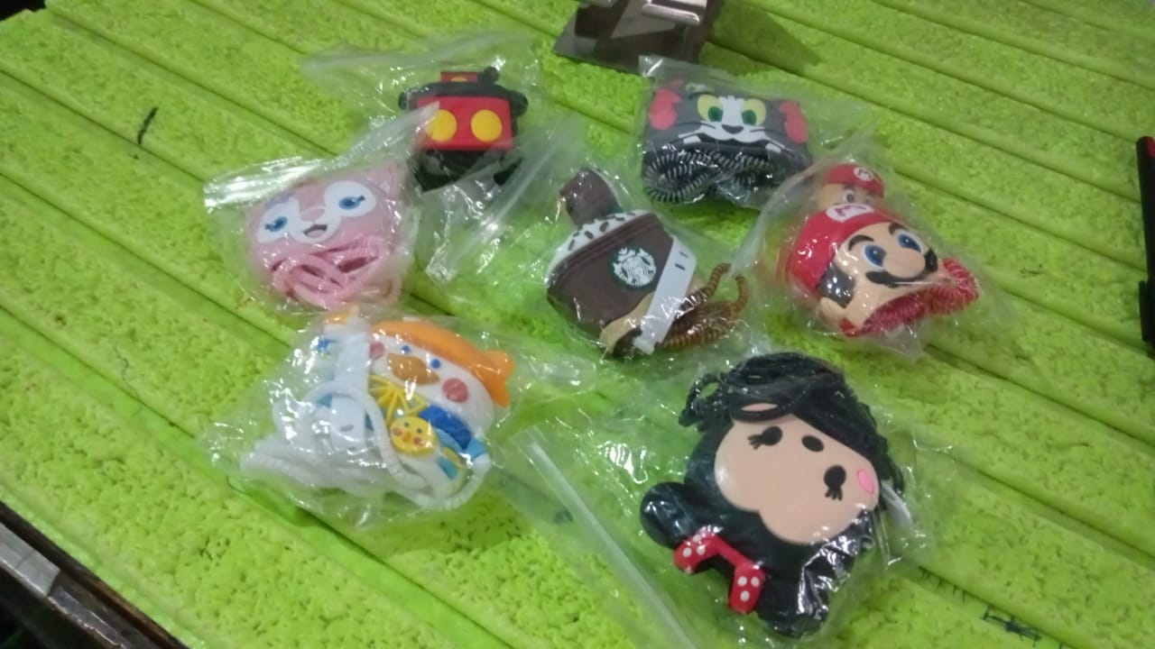 Cartoon Character Silicon Charger Case Cover For iP 18-20W (Mix Design / 1 Pc) - mihikart.com Electronics