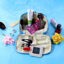 Versatile makeup bag for organizing cosmetics and tools