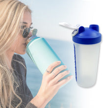 2 In1 Pill Shaker Cup Vitamin Holder Water Bottle with Pill Holder Daily Medicine Planner Shaker Water Bottle pillboxes Organizer pre Workout Shaker Fitness pp Bracket Portable (600 ML)