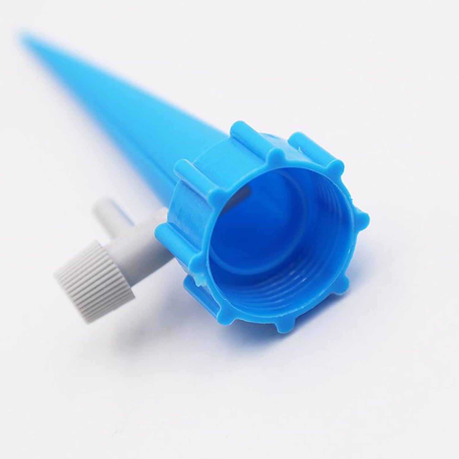 Plant Watering Spikes self Watering Spikes Water dripper for Plants, Adjustable Plant Watering Devices with Slow Release Control Valve Switch Mihikart