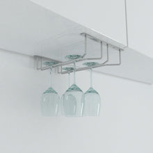 Hanging rack for stemware