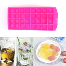 Ice tray with 32 cavities for cubes