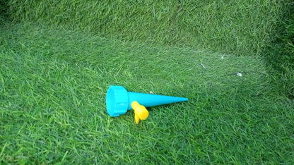 Plant Watering Spikes self Watering Spikes Water dripper for Plants, Adjustable Plant Watering Devices with Slow Release Control Valve Switch Mihikart