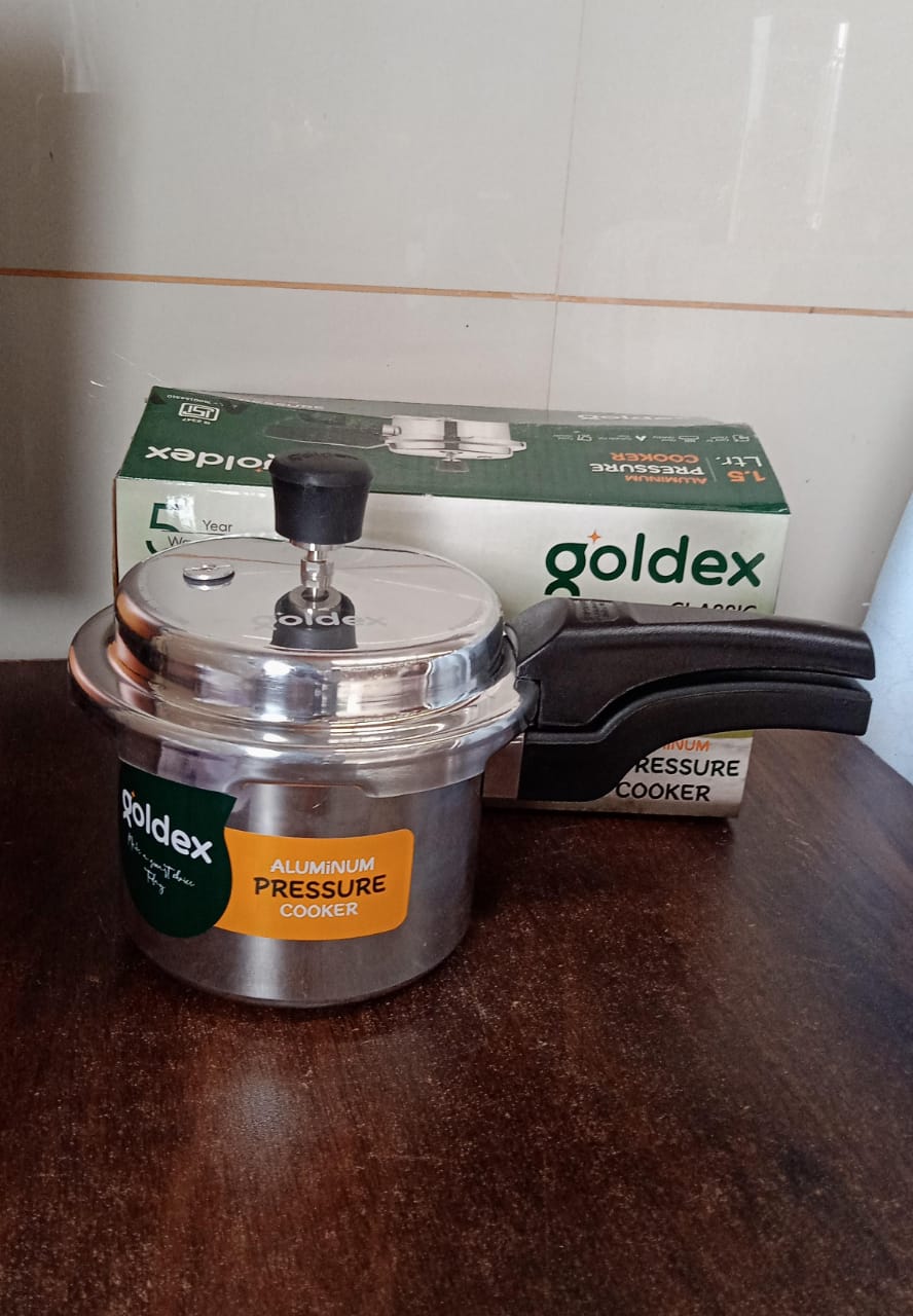 Aluminium Classic Goldex Pressure Cookers With Outer Lid (1.5 Litres / 5-Year warranty) Mihikart