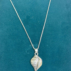 Shri Krishna Shankha Pendant with Chain - mihikart.com