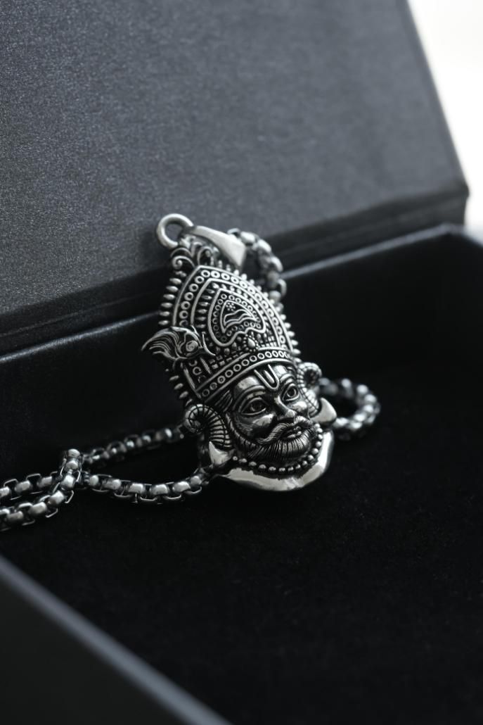Close-up view of the intricately engraved Shri Khatu Shyam Ji Maharaj Pendant with Chain.